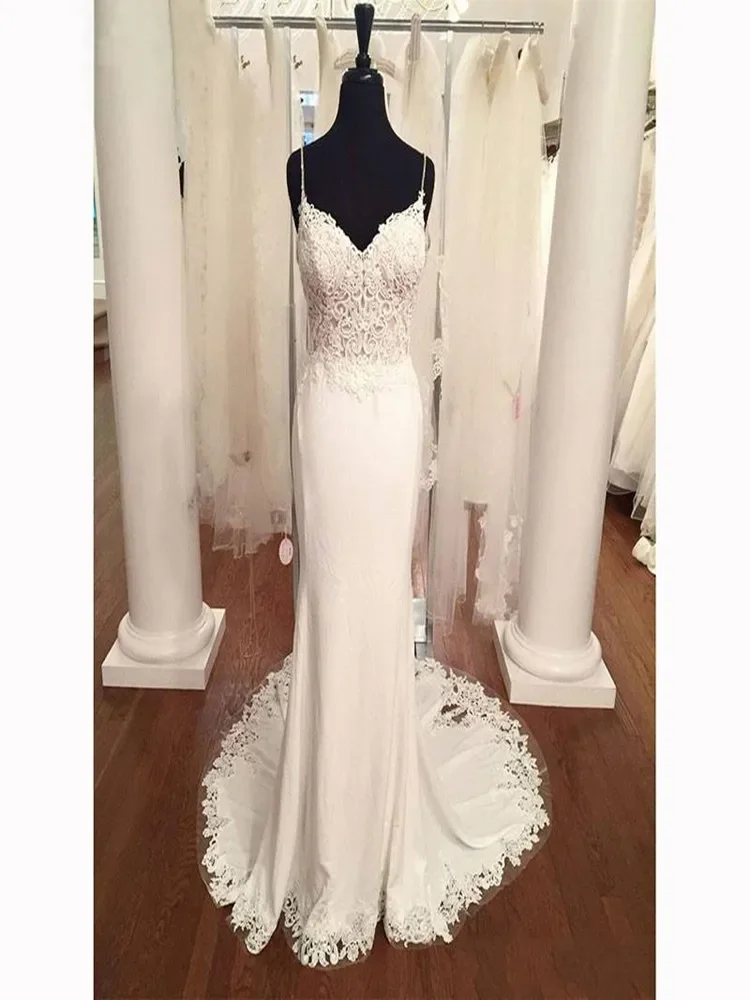 Customized  Spaghetti Strap  Lace Appliques Wedding Dress for Bride Robe De Marriage Country Beach  Backless Bridal Gowns