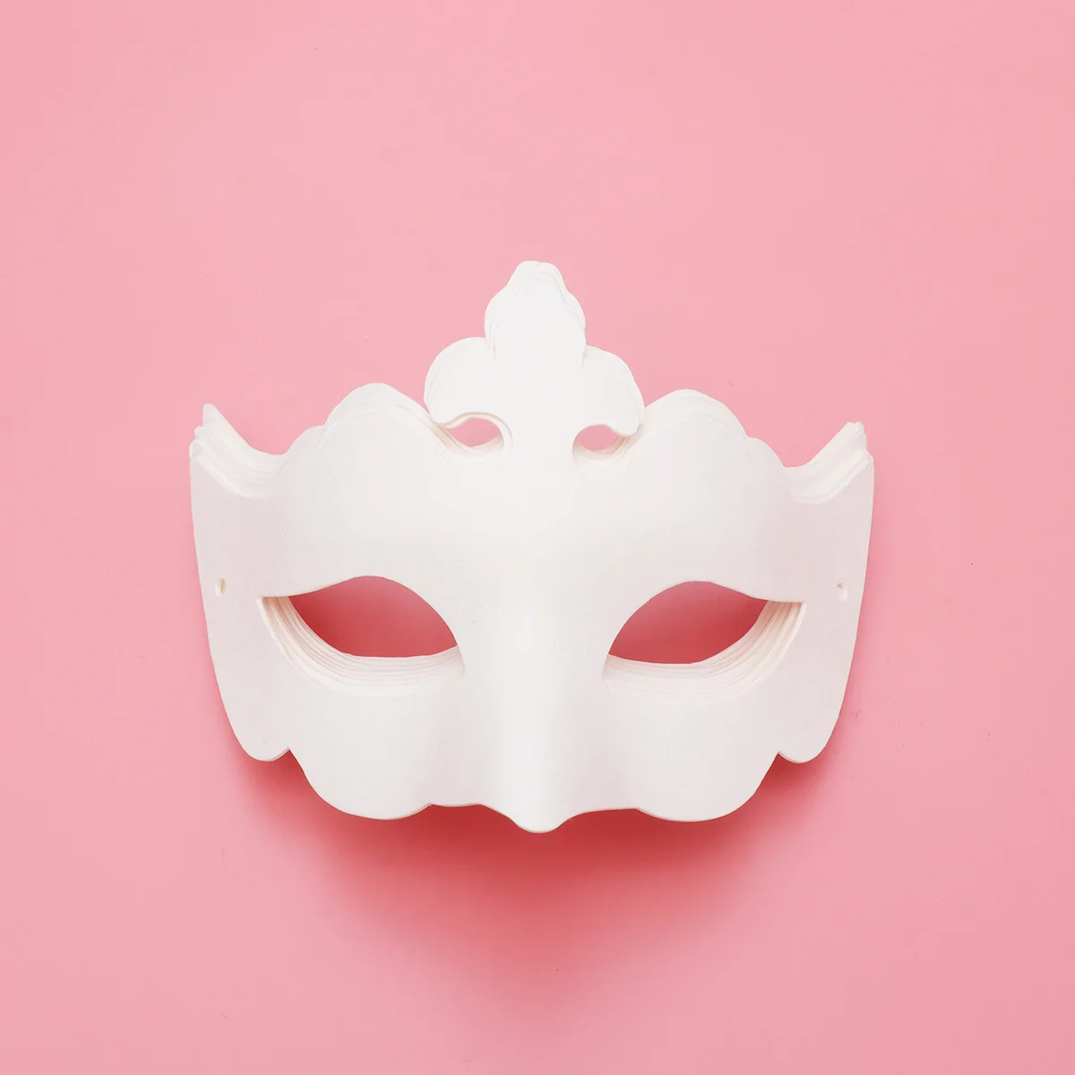 

10Pcs Party Masquerade DIY Blank Mask Hand-Painted Crown Shape Eco-Friendly Pulp Cosplay Accessory White Hand-Painted Mask