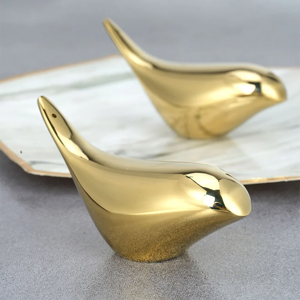 

Creative Brass Ornament Small Desktop Decor Indoor Outdoor Use Unique Gift for Friends Family Brass Bird Statue
