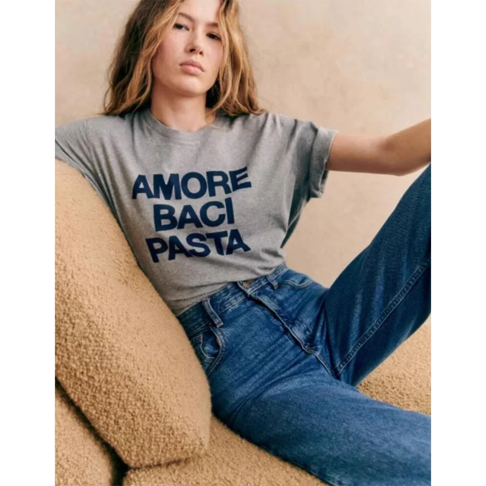 Amore Baci Pasta Letters Printing Summer Gray T Shirt Women Loose Cotton Casual Tops Tees Vintage Style Elegant Shirts