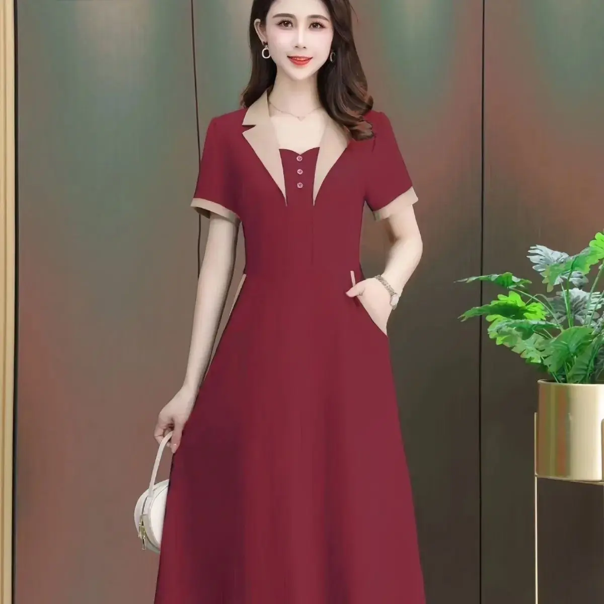 Modieuze effen kleur jurk in Chinese stijl Nieuwe stijl taille-knuffelende en afslankende zomerrok