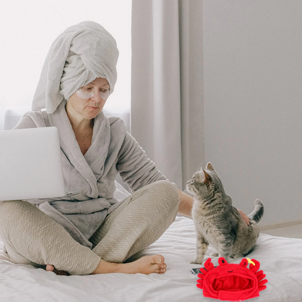 

Pet Hat Cat Dog Cosplay Headwear Warm Cartoon Crab Costume Party Photo Props Accessories Loop Wrap Style Pet Headpiece