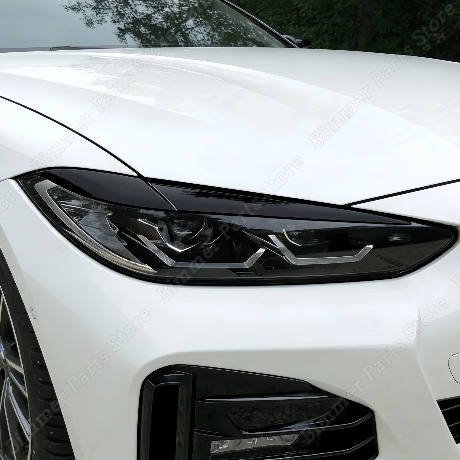 2Pcs ABS Gloss Black Headlight Evil Eyebrows Eyelids For BMW G22 G23 G24 G26 430i 430d M440i M440d i4 2021-2026 Lci 3D Stickers