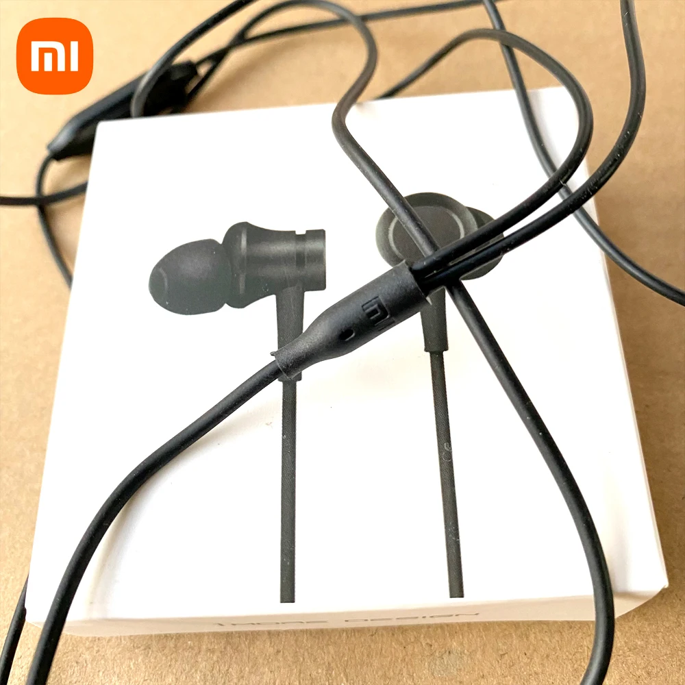 شاومي مكبس 3 سماعة Mi الطازجة النسخة الأساسية 3.5 مللي متر في الأذن سماعات ل MIUI CC9 برو A3 لايت بوكو X4 X3 برو Redmi نوت 9 8 8T