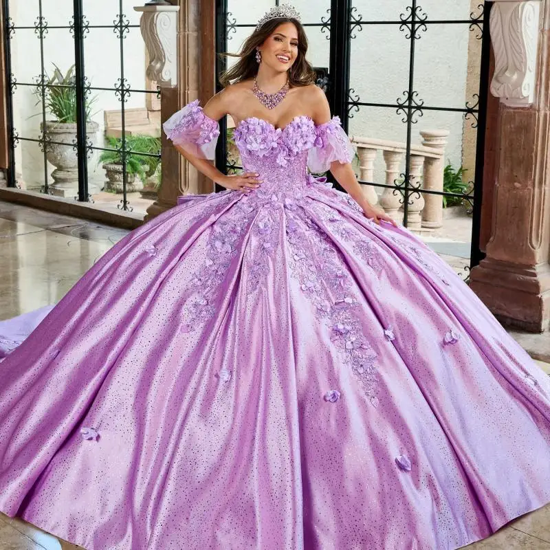 

Customized Lavender Purple Sweetheart V-neck Off Shoulder Quinceanera 3D Flowers applique vestidos de 15 Quinceanera ﻿