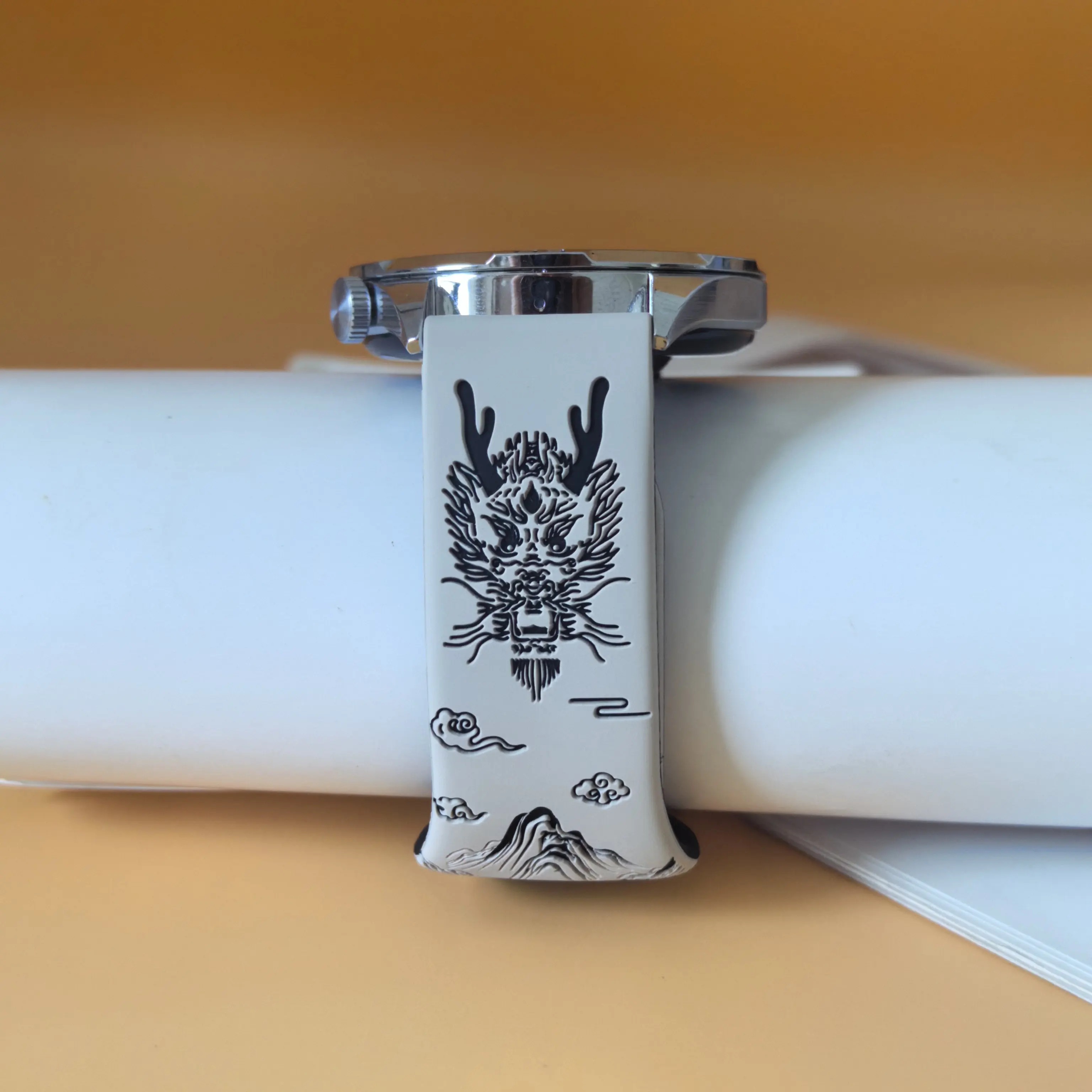 Universal 20 22mm Personalized Trendy Dragon Pattern Silicone Strap for Huawei GT4 5 6 7 46mm for Samsung Watch Strap7 6 5 4