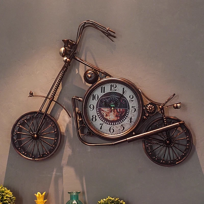 

American Style Living Room Wall Clock Restaurant Clock Mural Watch Motorcycle Design Corridor Mute Quartz Clock Home Decor Items