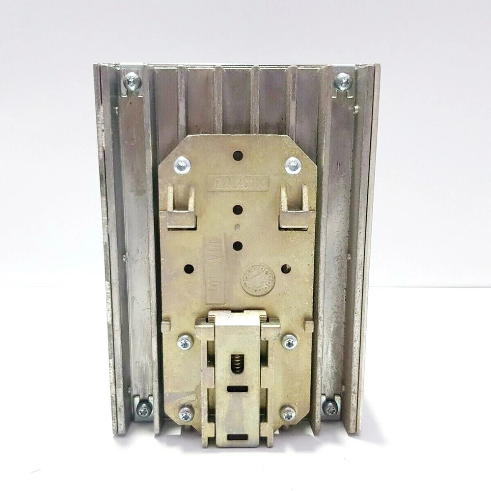 

Высоконадежный блок питания для рельсовых систем 2866776 QUINT-PS/1AC/24DC/20