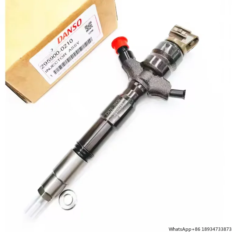 diesel fuel common rail injector 295900-0210 23670-30450 for Hilux 2KD for toyota