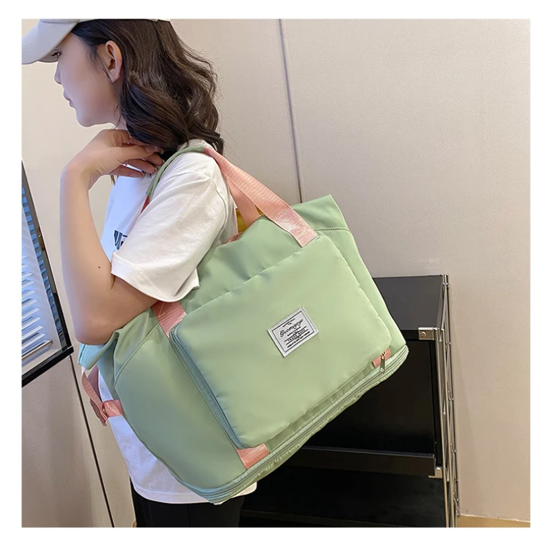 Water Proof Travel Bag Large Capacity Shoulder bag Foldable Fitness Bags Fashion Handbag Expandable and Shoulderable Women's Bag