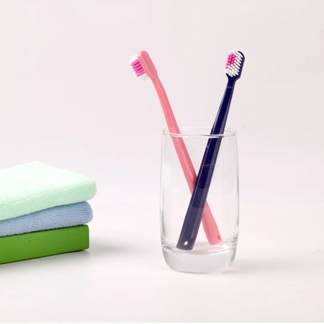 1 Pair Couple Toothbrush  Heart Shaped Toothbrush Medium Bristles Romantic Wedding Gift for Adults Anniversary Day Present