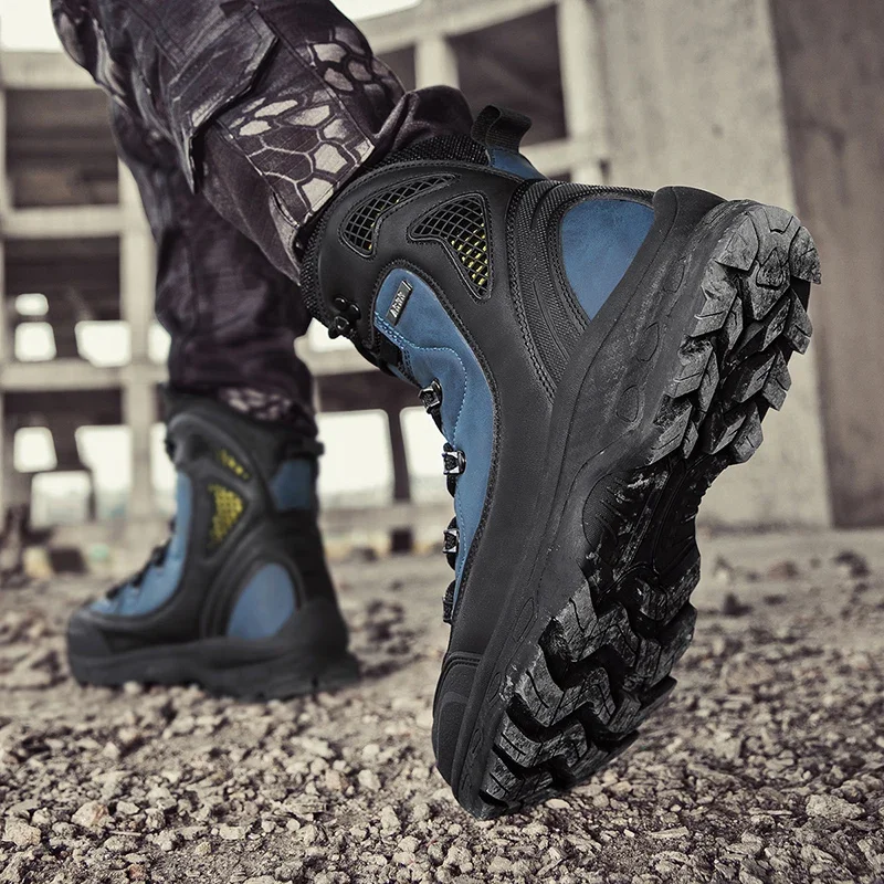 VIPOL 2025 New Men\'s Outdoor Hiking Shoes with Thick Soles Waterproof Men Outdoor Army Boots Platform Boots