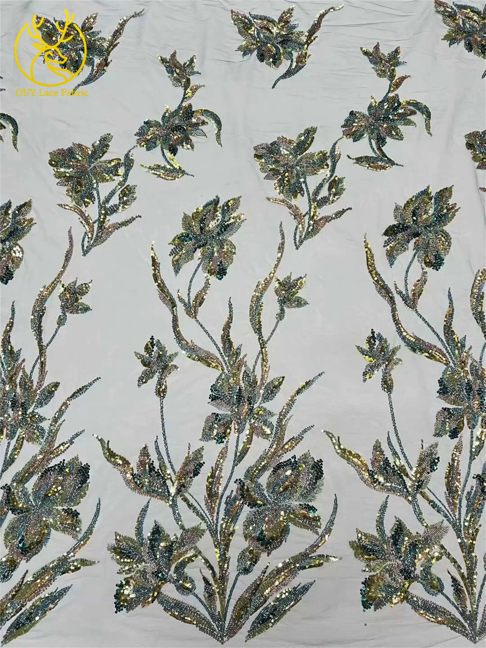 Luxuriöser afrikanischer Brautkleidstoff mit Perlenstickerei 2026 – Neuer französischer nigerianischer bestickter Blumen-Pailletten-Spitzenstoff für Hochzeits- und Partykleider – Detail 12