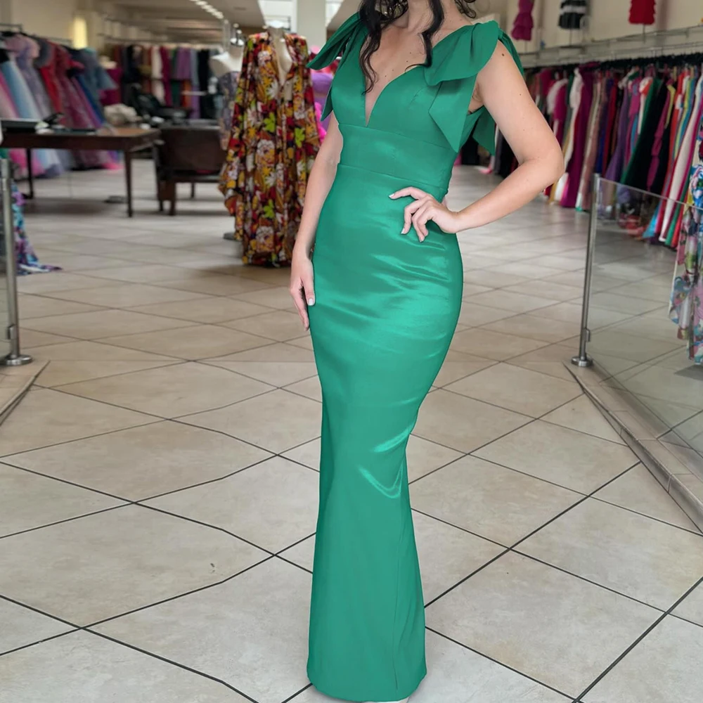 

Green Elegant V Neck Satin Straight Spaghetti Straps Backless Sleeveless Bow Floor Length Zipper Back Evening Party Dress