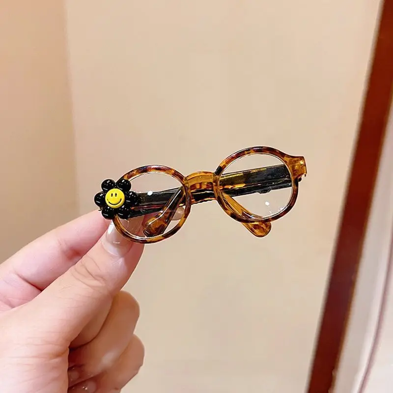 نظارات وجه مبتسم على طراز المصمم، دبوس شعر كرتوني مع مشابك جانبية، إكسسوار تصفيفة شعر جديد 2025، مشبك شعر مجعد للجبهة