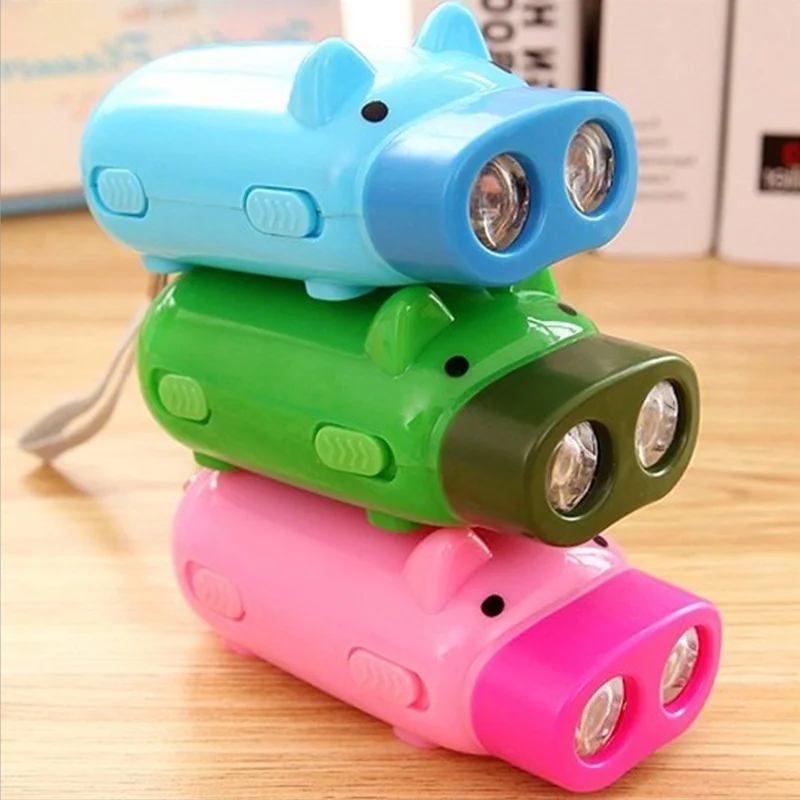 Portable Hand-pressure Power Generation Flashlight Cute Pig Luminous Toy LED Outdoor Emergency Lighting Color Random