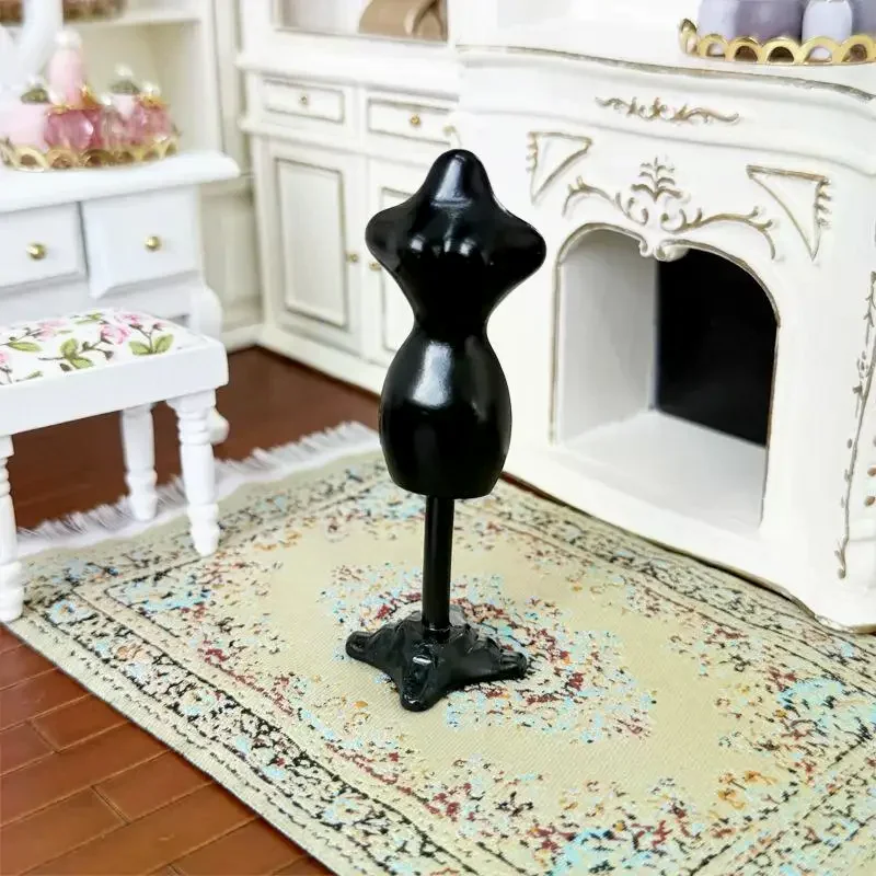 1:12 Miniaturowy stojak na manekin do domku dla lalek, akcesoria meblowe do dekoracji domku dla lalek, zabawki do zabawy w udawanie dla dzieci, prezent