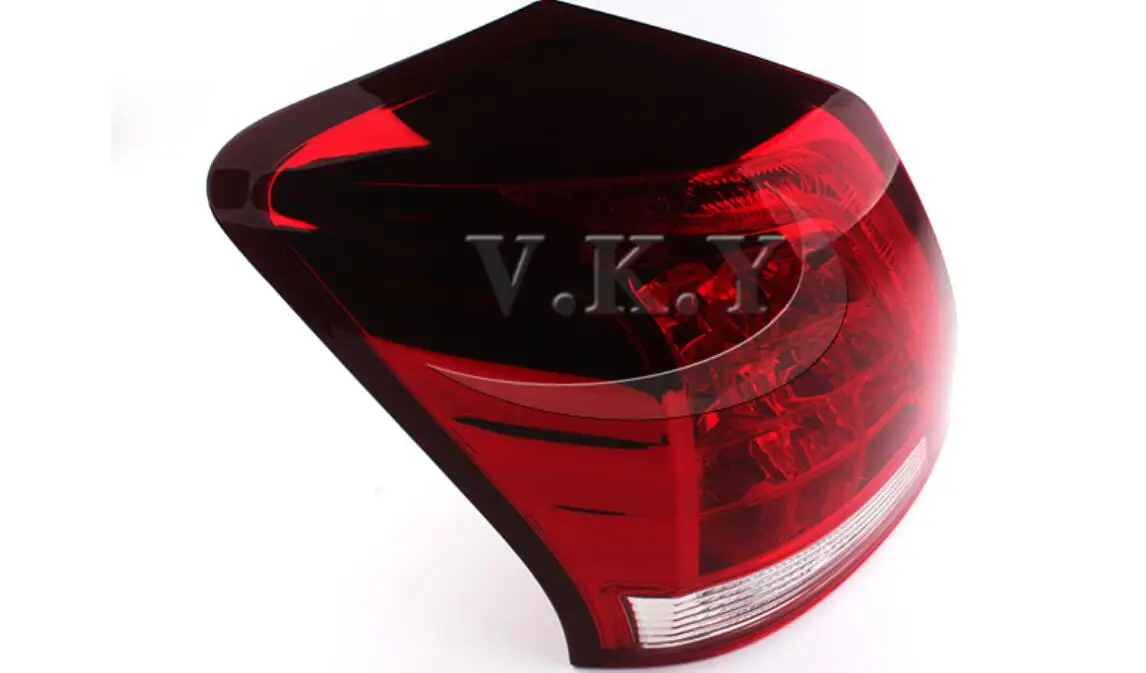 1pcs car bumper tail light for Toyota crown taillight no bulb 2010~2012y car accessories for Toyota Crown fog lamp