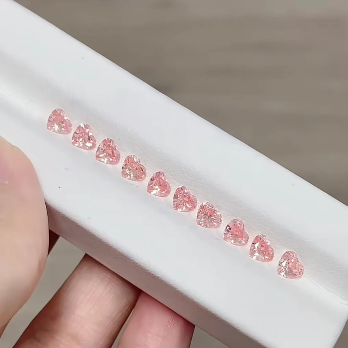 Fancy vivid Pink Heart Shaped Lab Create Diamonds Set CVD/HPHT 0.3ct Loose Diamond For Earrings/Bracelet/Necklace made