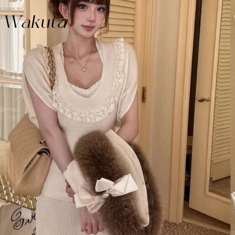 WAKUTA Sexy Lace U-neck Knitted Short Sleeve Blouse Lace Edge White Waist Cinching Slimming Sweaters Spring New Style Corset Top