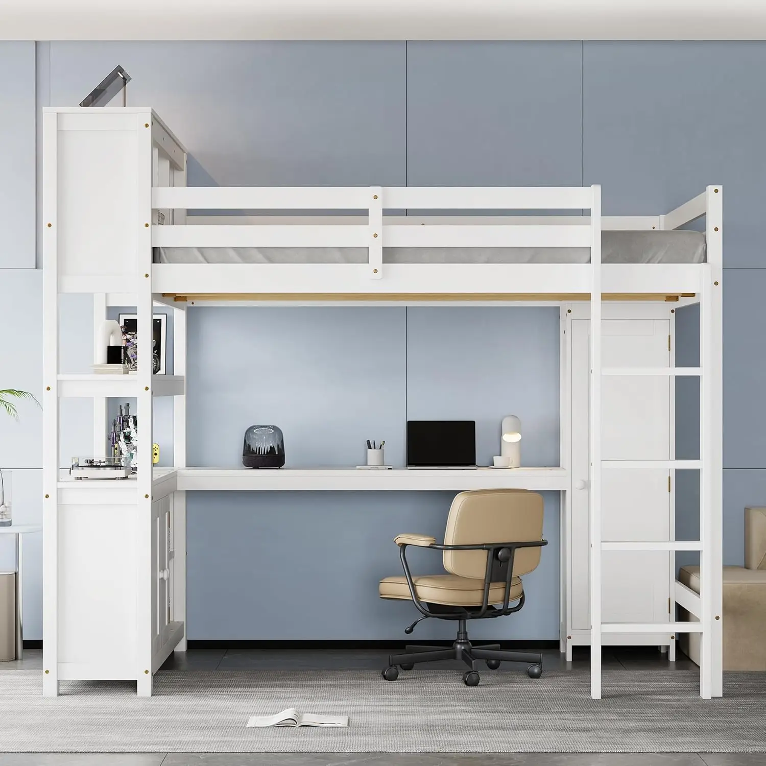 

Двухъярусная кровать Harper & Bright Designs Queen с рабочим столом и тумбой, кровать-чердак из массива дерева с книжной полкой и шкафом для детей и подростков