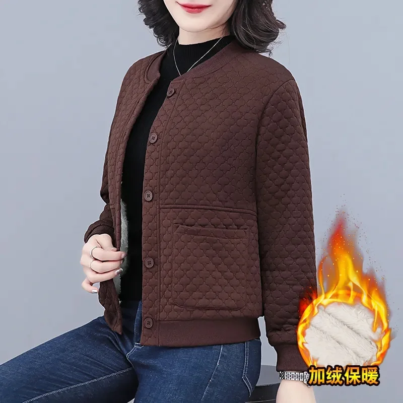 Primavera outono inverno jaqueta de pelúcia feminina de meia-idade idosos mães roupas elegante e quente mostrando cardigan curto