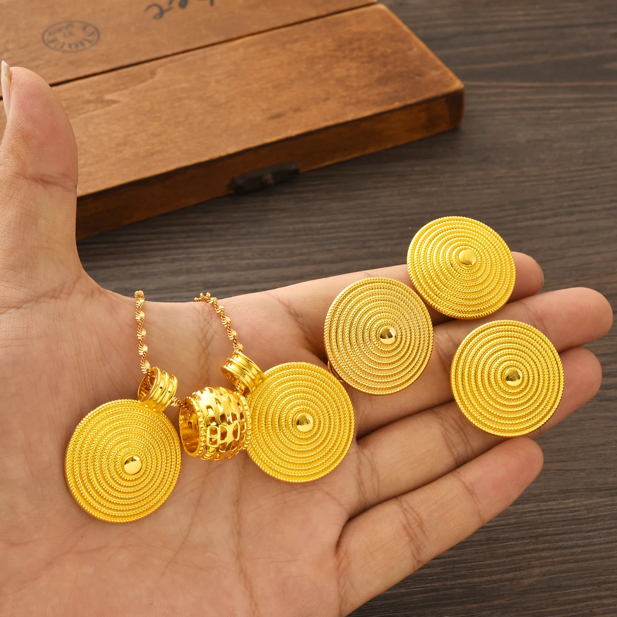 Ethiopian Fashion 24K Gold Plated Round Pendants Necklace Earrings Ring Bangle for Women Men Eritrea Bridal Wedding Jewelry Sets