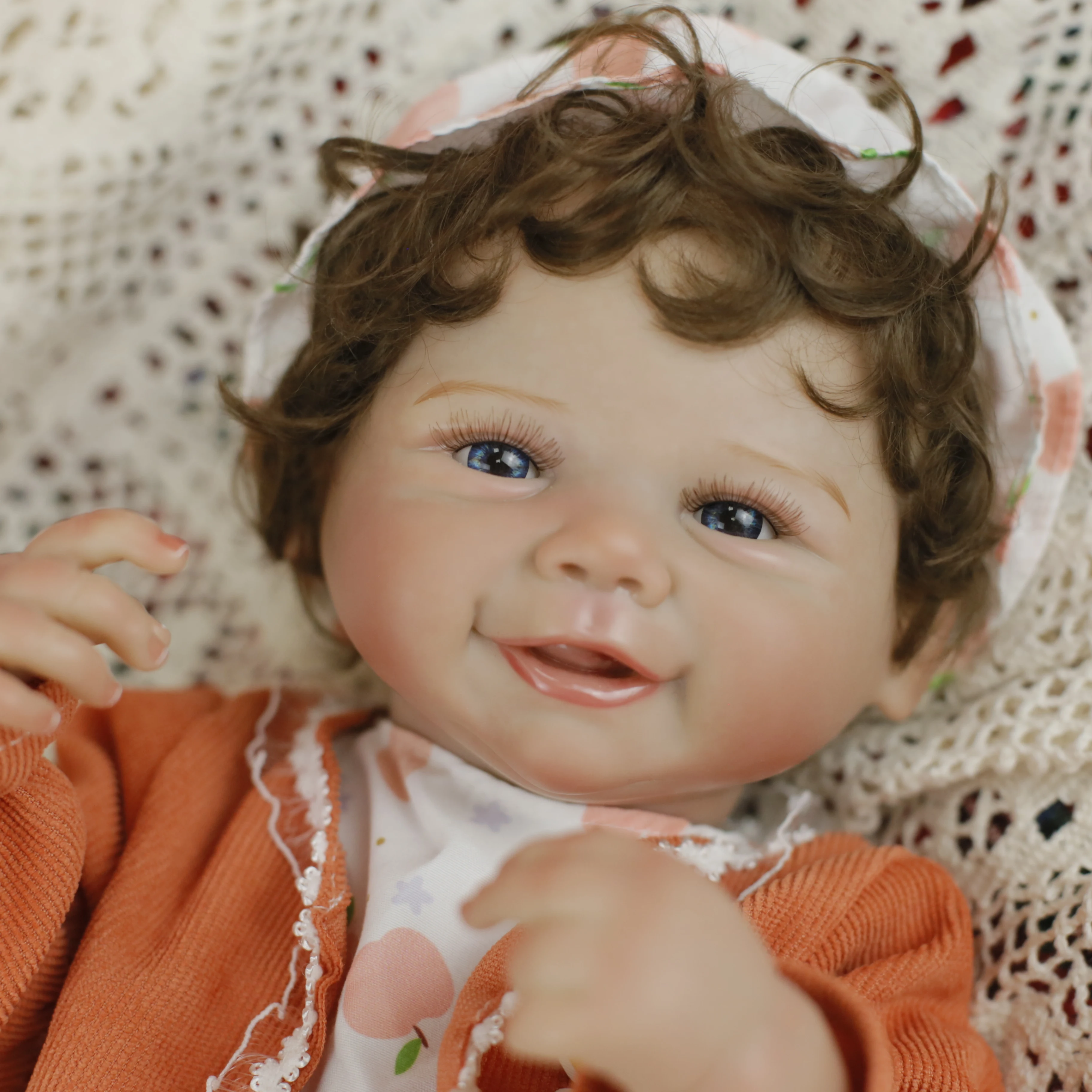 19inch Full Body Vinyl Reborn Baby Doll Vivienne Newborn Lifelike Soft Touch Cuddly Baby with Rooted Hair Best Christmas Gifts