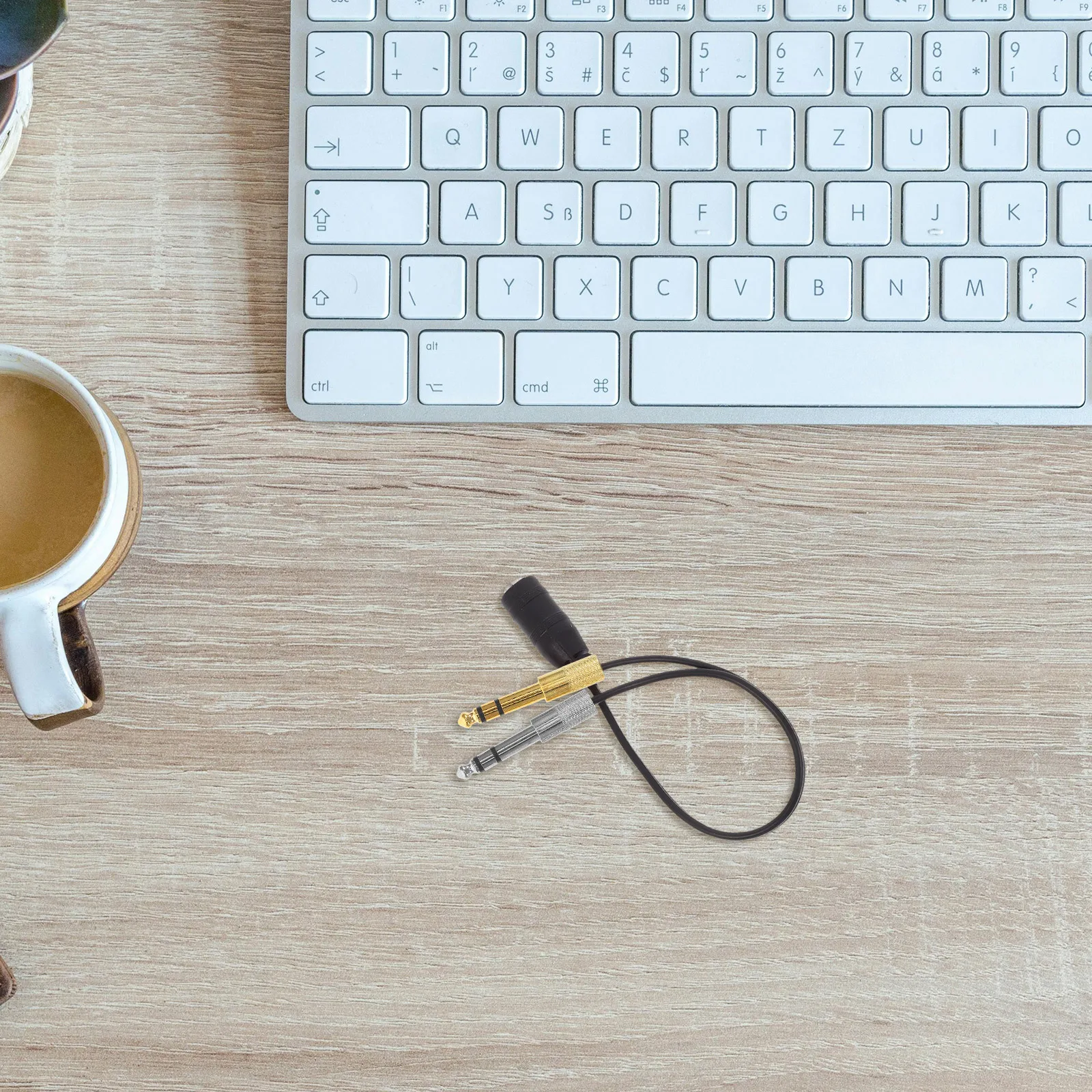 

Metal Microphone Adapter 4 Pack Audio Jack Converter for Headset Mic Instruments Studio Use Professional Sound Accessory Kit