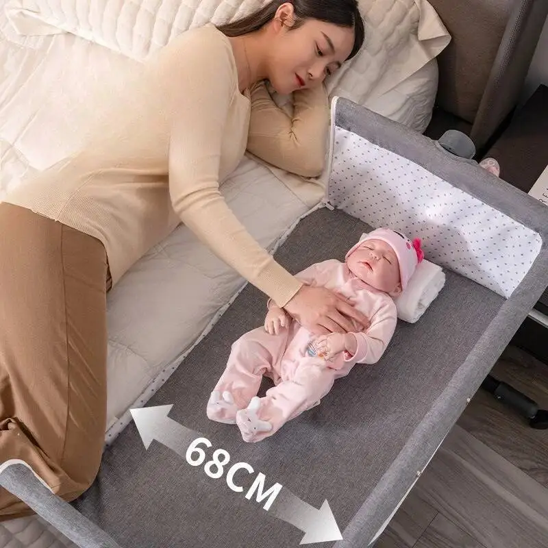 Portable Baby Crib Foldable and Movable Children's Bed Multifunctional Splicing Large Bed Rocking Cama Infantil Bedroom