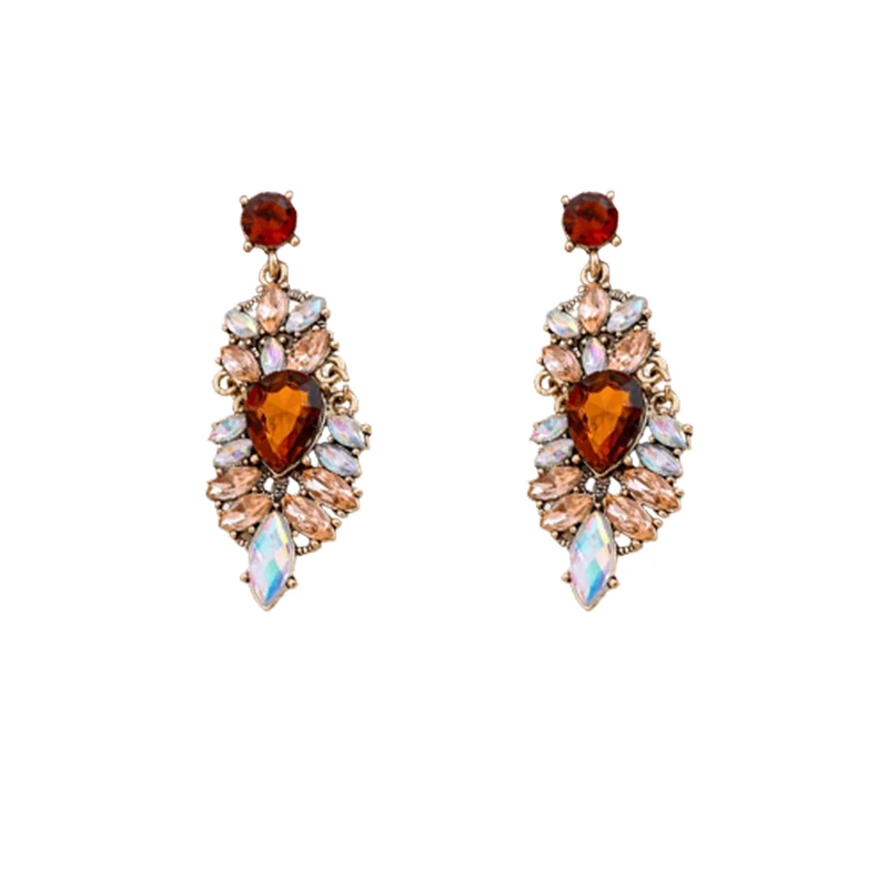 Vintage Full Rhinestone Kolczyki damskie Luksusowe kolczyki pałacowe w kształcie liścia Europejska i amerykańska biżuteria do uszu na wesele — zdjęcie 2