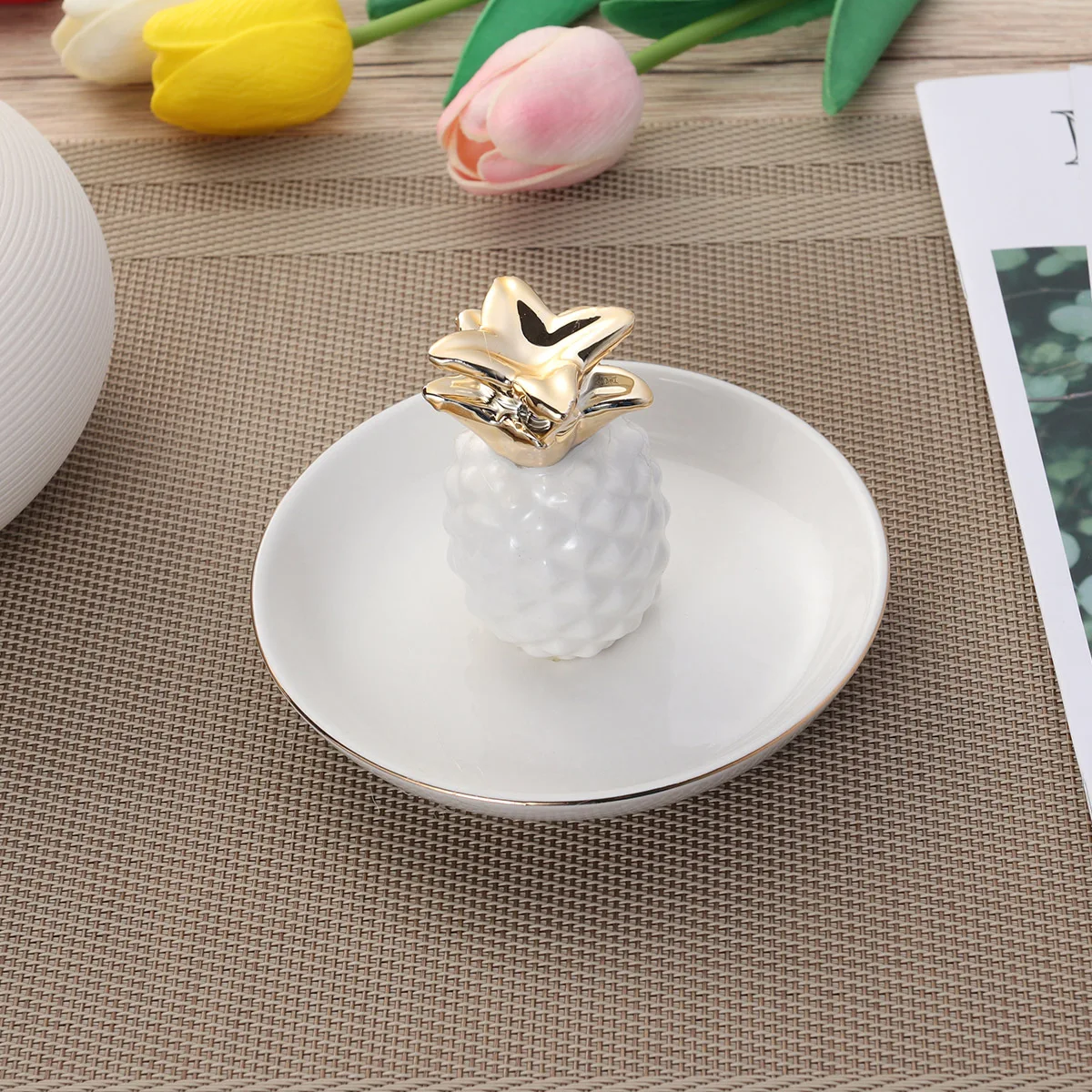 

Керамический поднос для ювелирных изделий, белый ананасовый орнамент, стильная ювелирная тарелка для колец, серег, ожерелья, браслета, дисплея для хранения