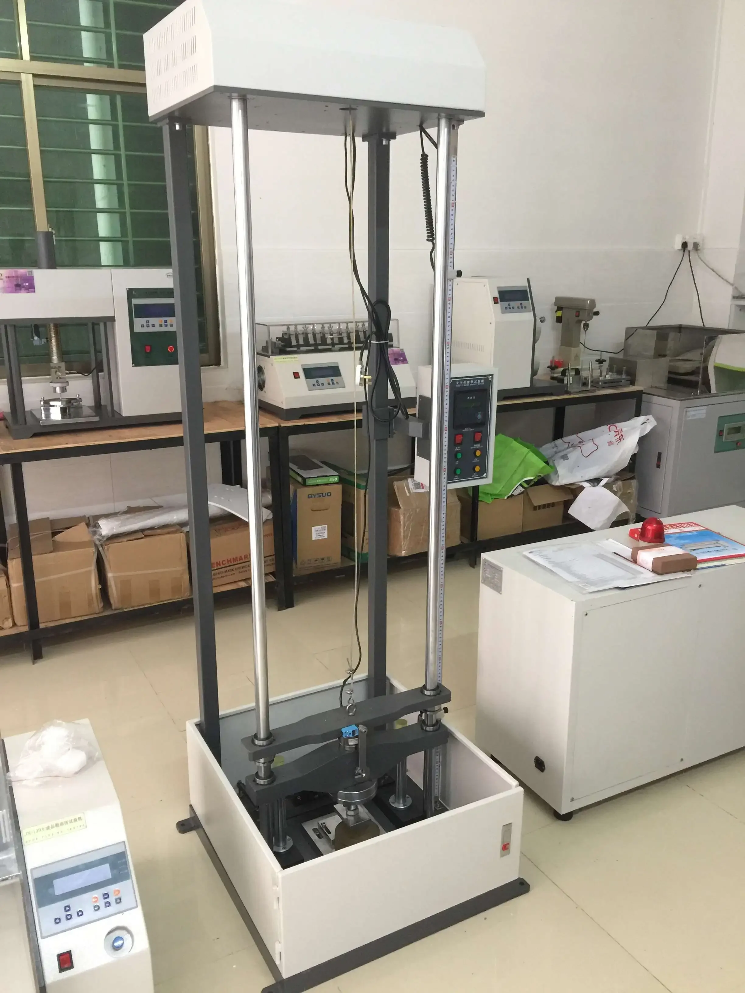 حار بيع ISO 20345 ASTM F2412 F2413 أحذية السلامة آلة اختبار الضغط والثقب