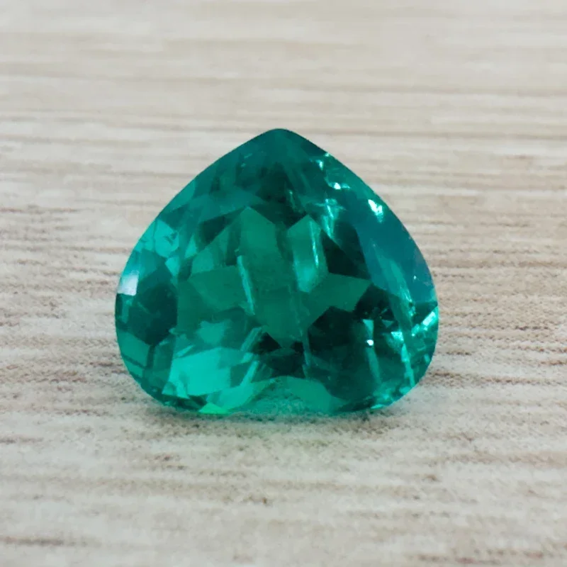 Lab Grown Emerald Hand-cut Hydrothermal Heart Cut 9x10mm 1pcs Gemstone for Diy Jewelry Making