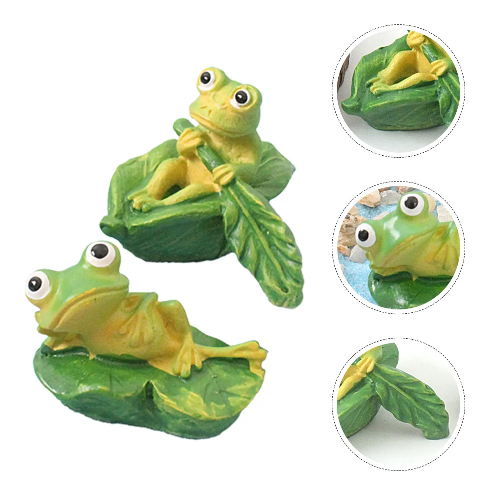 

2 Pcs Frog Ornaments Figurine Decor Statue Mini Sculptures House Resin Decorations for Office Figurines