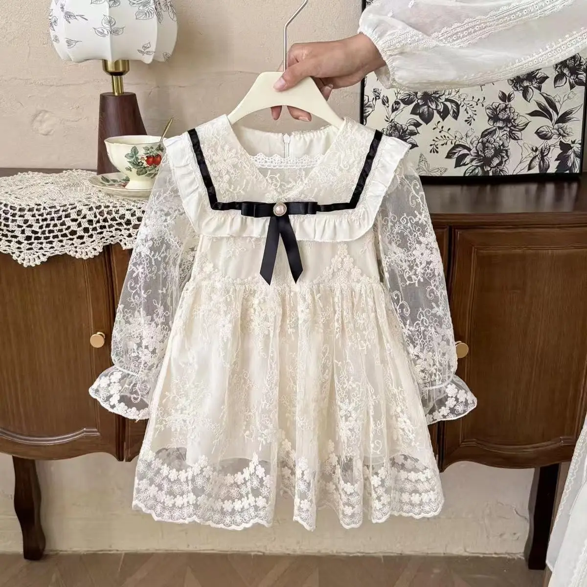 2026 New Girls Long Sleeve Lace Dress Bow Tulle Princess Dress for Baby Girls for 90-140cm