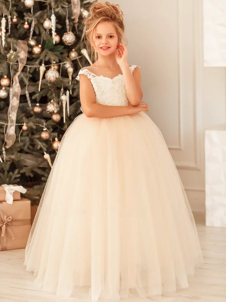 

Flower Girls Dresses Ivory Tulle White Pattern Appliques With Bow Sleeveless For Wedding Birthday Banquet Princess Gowns