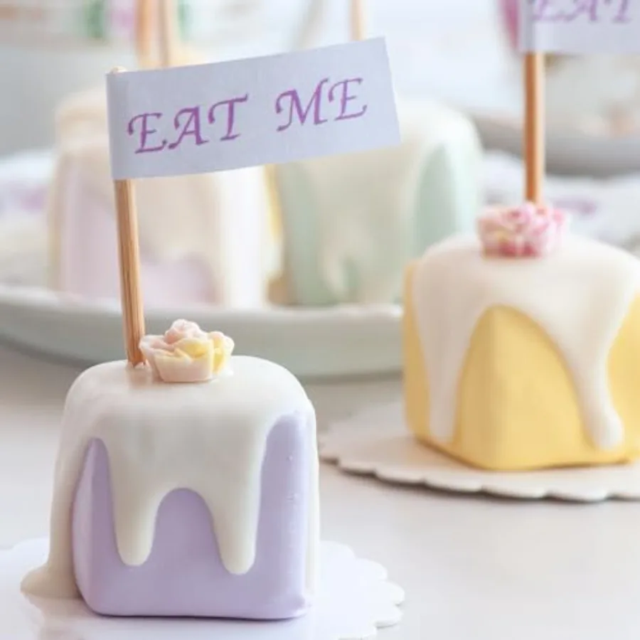 قوالب كعكة Pop3D الاحترافية الأصلية منذ عام 2010. مجموعة المبتدئين مكونة من 10 قطع للعب العجين أو صناعة الصابون. حقن