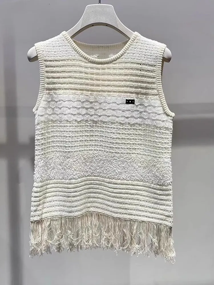 

Summer 2025 Casual round Ne Svel Knitted Vest Women's Loose Fit Comfortable Top Color Commute Sle Faion