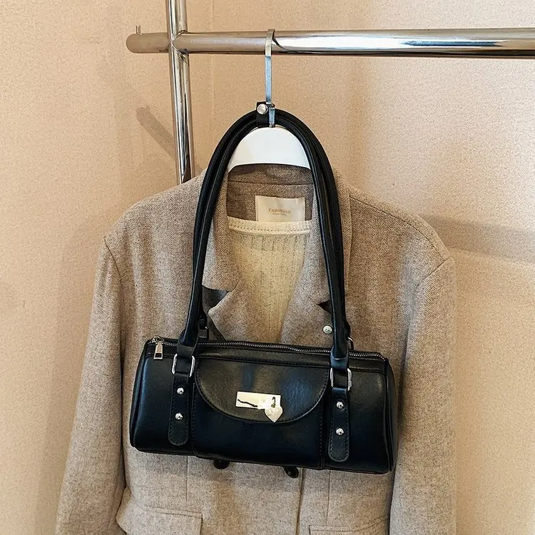 

Новая ретро-сумка-багет 2026 года для женщин, из искусственной кожи, с замком-сердечком, универсальная наплечная сумка/сумка-багет