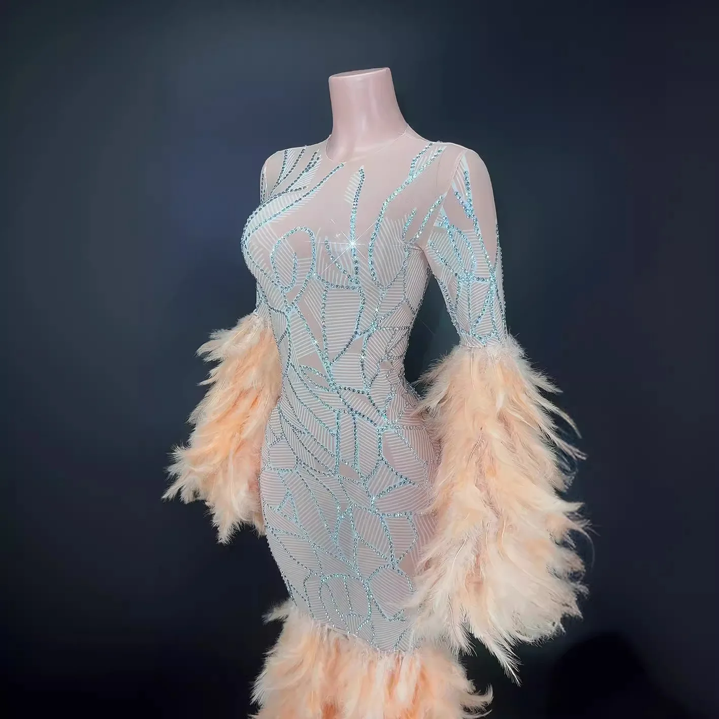 เงาเพชรขนนกสีส้มชุดราตรีหรูหรา Vestidos De BienAbiti Matrimonio Donna Elegante ประสิทธิภาพชุด