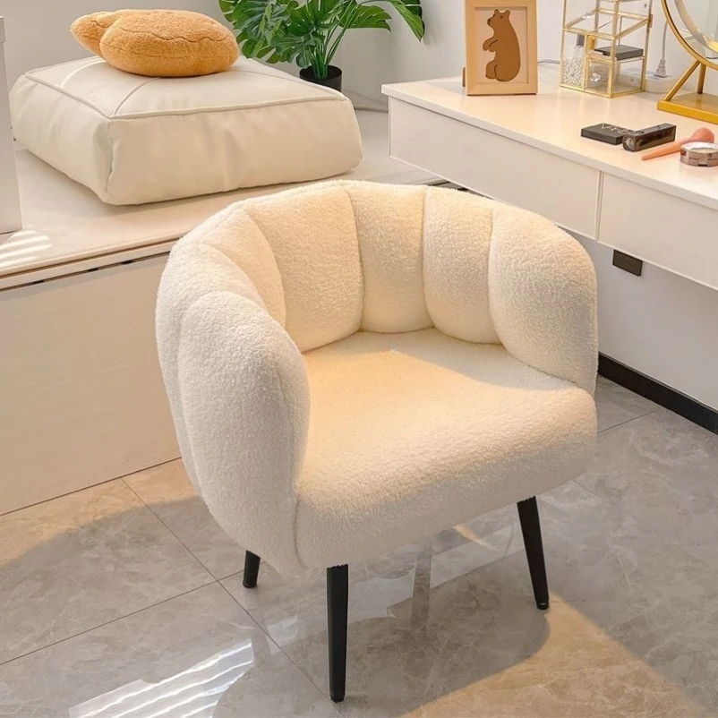 Simple Vanity Stool Bedroom Computer Chair Lazy Single Sofa Chair for Nail Salon Living Room