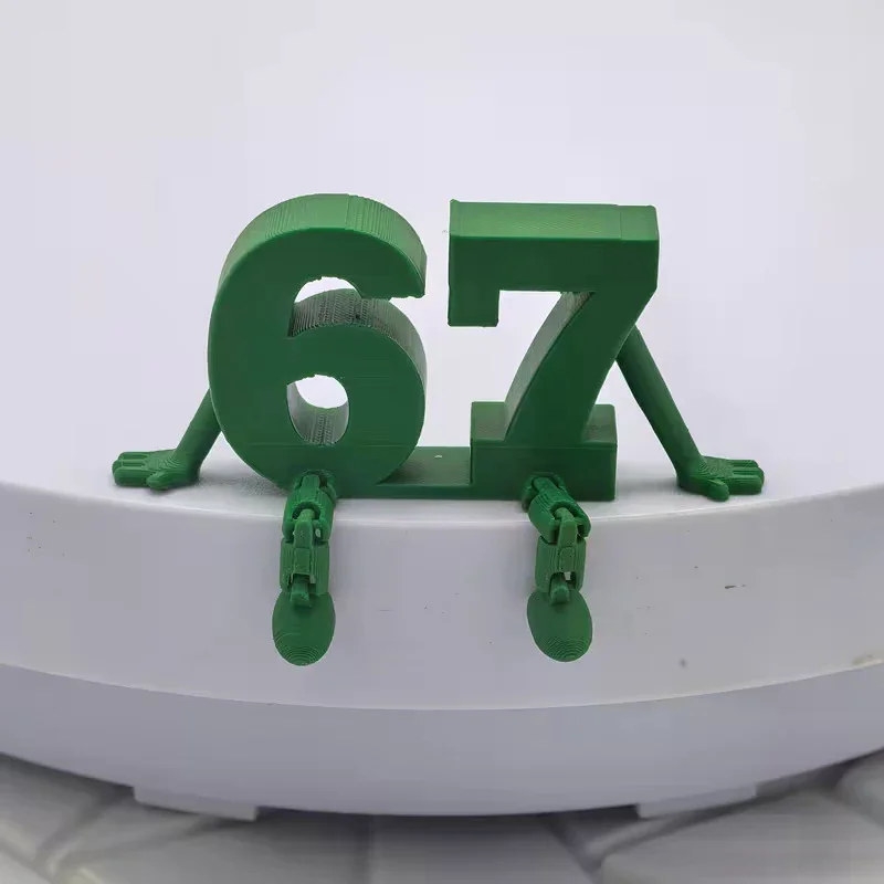 67-Character Poseab…