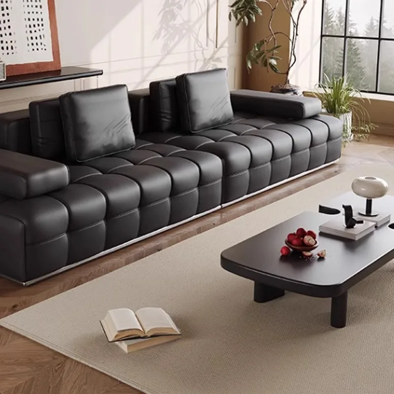 طاولة قهوة صغيرة من الخشب الصلب الأمريكي القديم مصنوعة من خشب الرماد وغرفة معيشة مستطيلة باللون الأسود الصغير