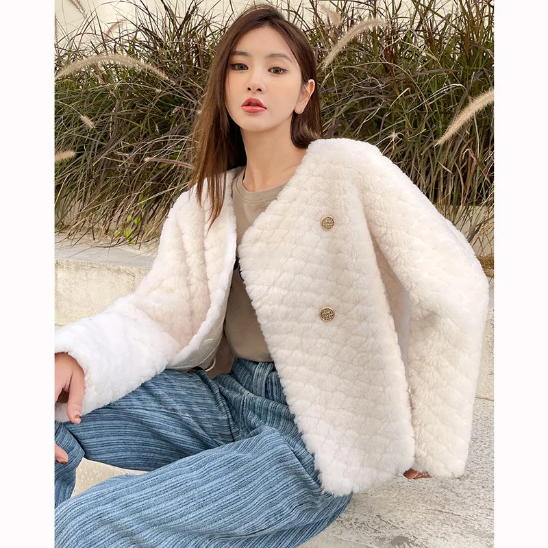 

Winter New Popular Sheep Shearing Coat Female Wool Fur Mao Mao Coat Factory Wholesale.