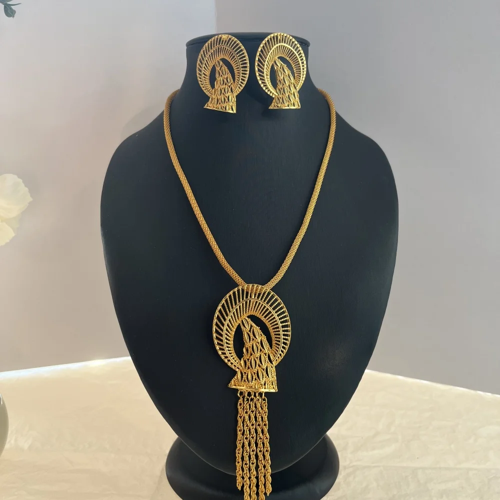 

Dubai Gold Color Jewelry Set For Woman Bridal Nigerian African Long Chain Necklace Earrings Bracelet Ring Jewellery Set