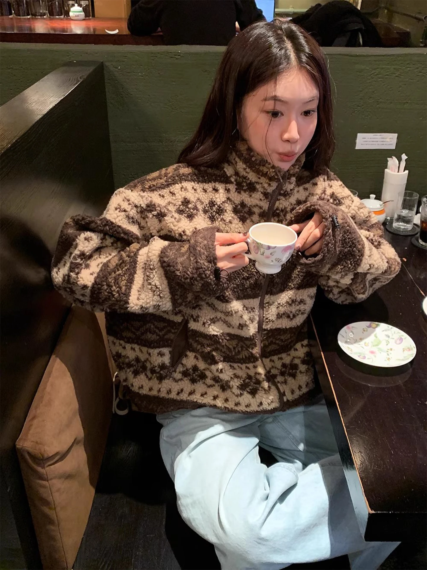 Damski płaszcz z ciepłego futra jagnięcego, ocieplany bawełną, luźny, ze stójką, idealny na zimę, nowy, retro, w stylu koreańskim.