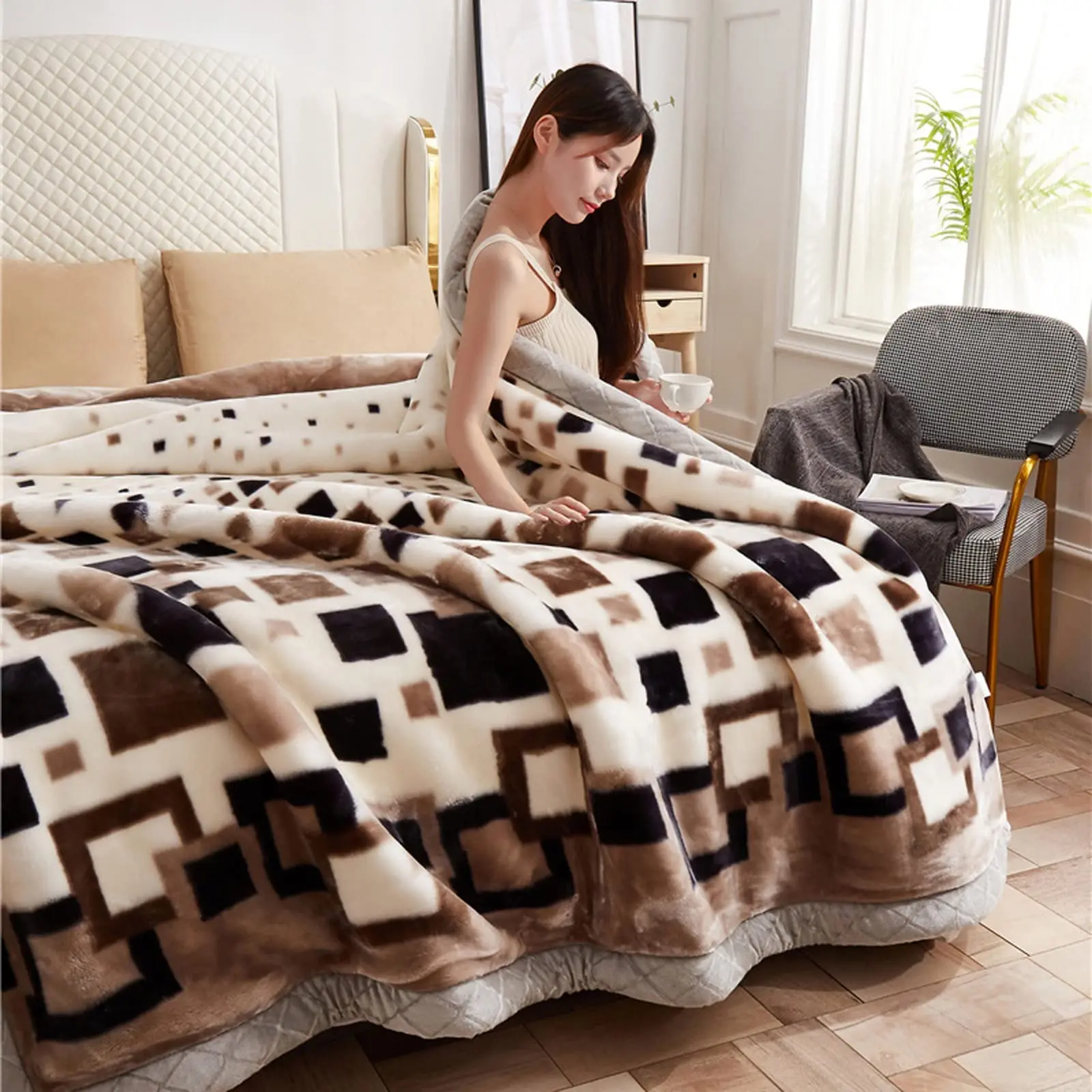 Warm Fleece Blanket for Winter Queen Heavy Mink Blanket Plush Fluffy Cozy Soft 2 Ply Gentle Printed Flower Beautiful Embossing