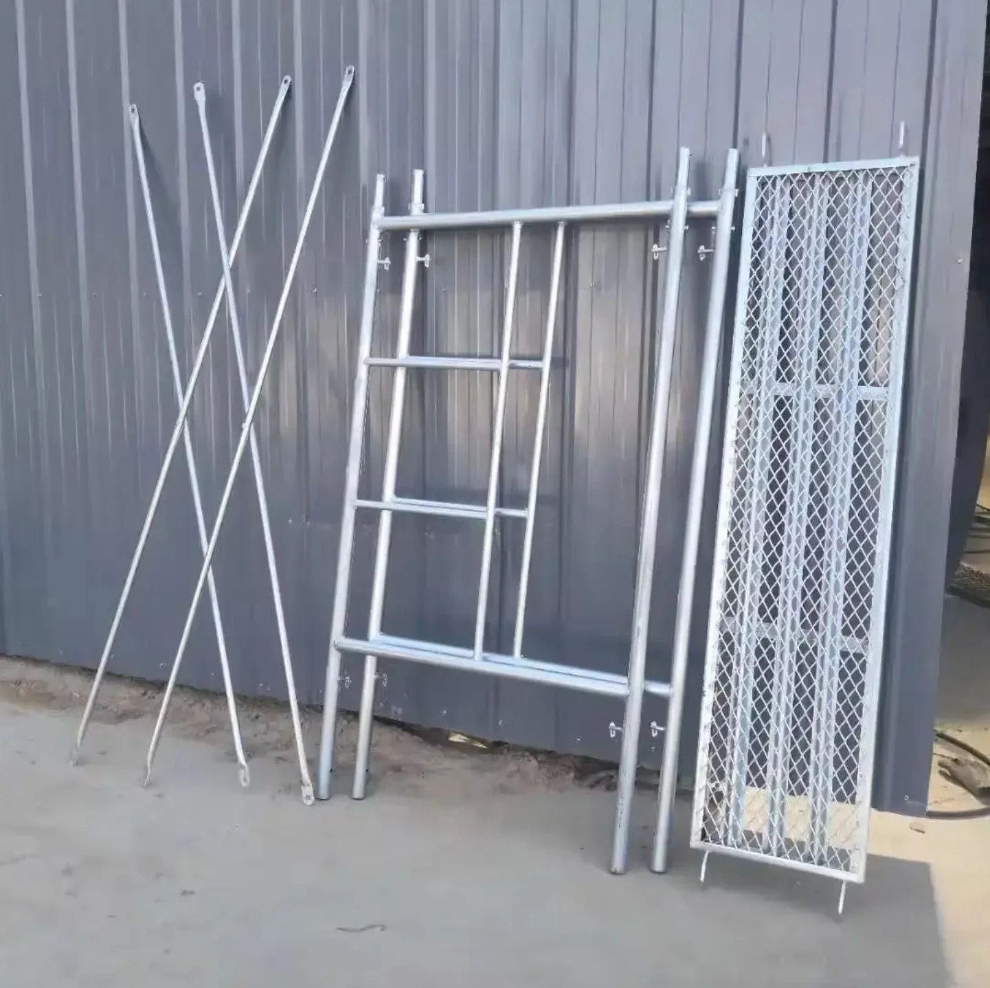 Galvanized Modular Frame Scaffolding Ladder Access Strong Support Safety Compliance for Exterior Workshop Outdoor Building