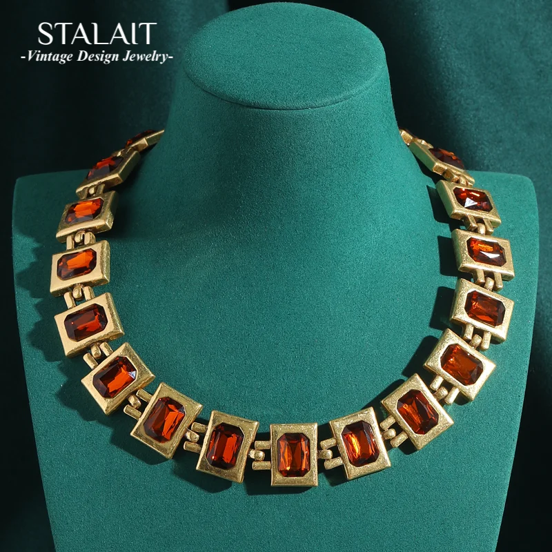 Vintage Retro Sqaure Orange Crystal Choker Necklaces Gold Color For Woman Antique Luxury Designer Jewelry Accessories Summer